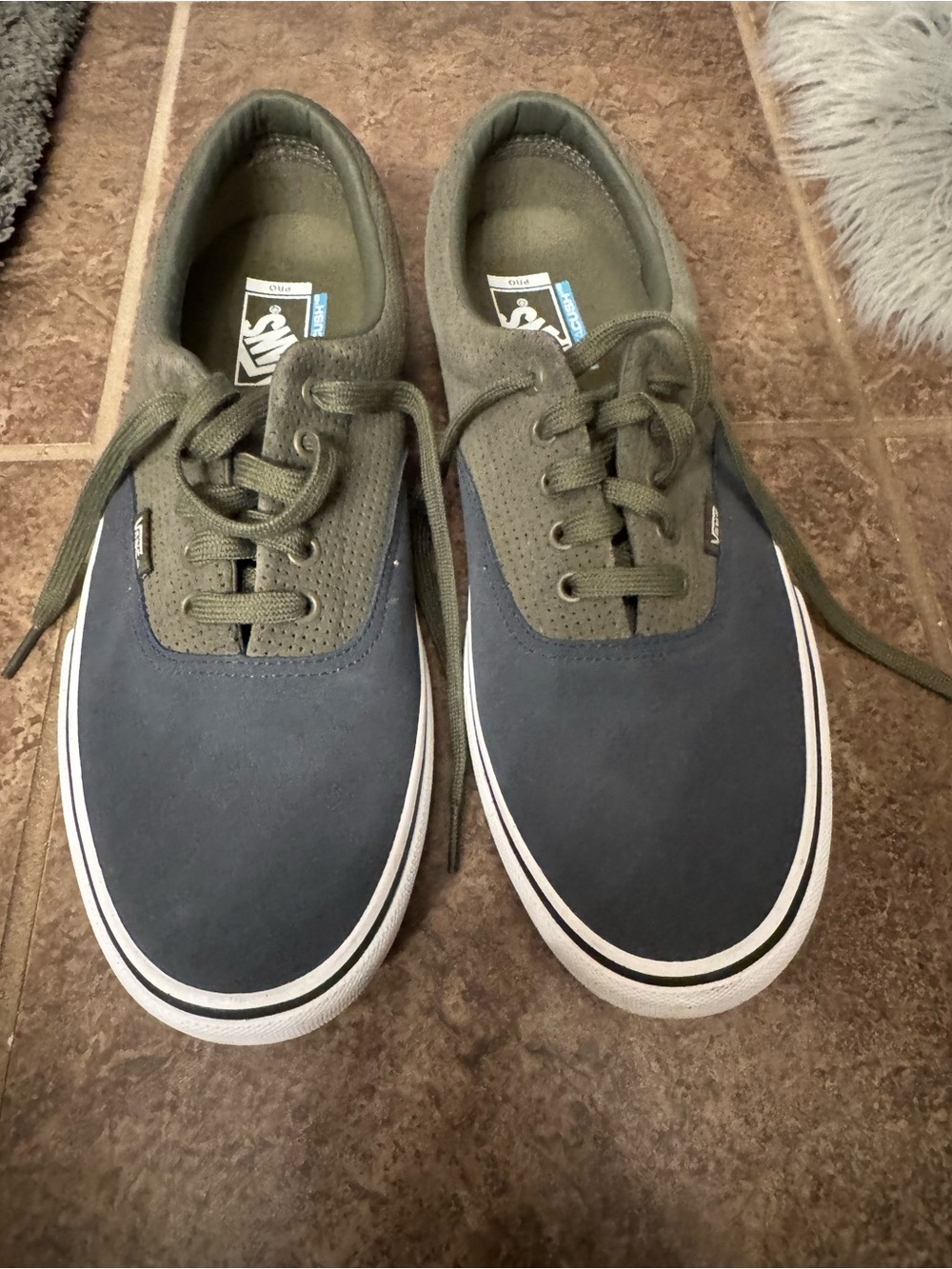 Vans Men’s Navy and Olive Low-Top Sneakers
